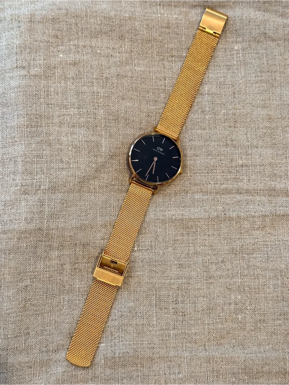 Daniel Wellington Petite Melrose Black Rose Gold